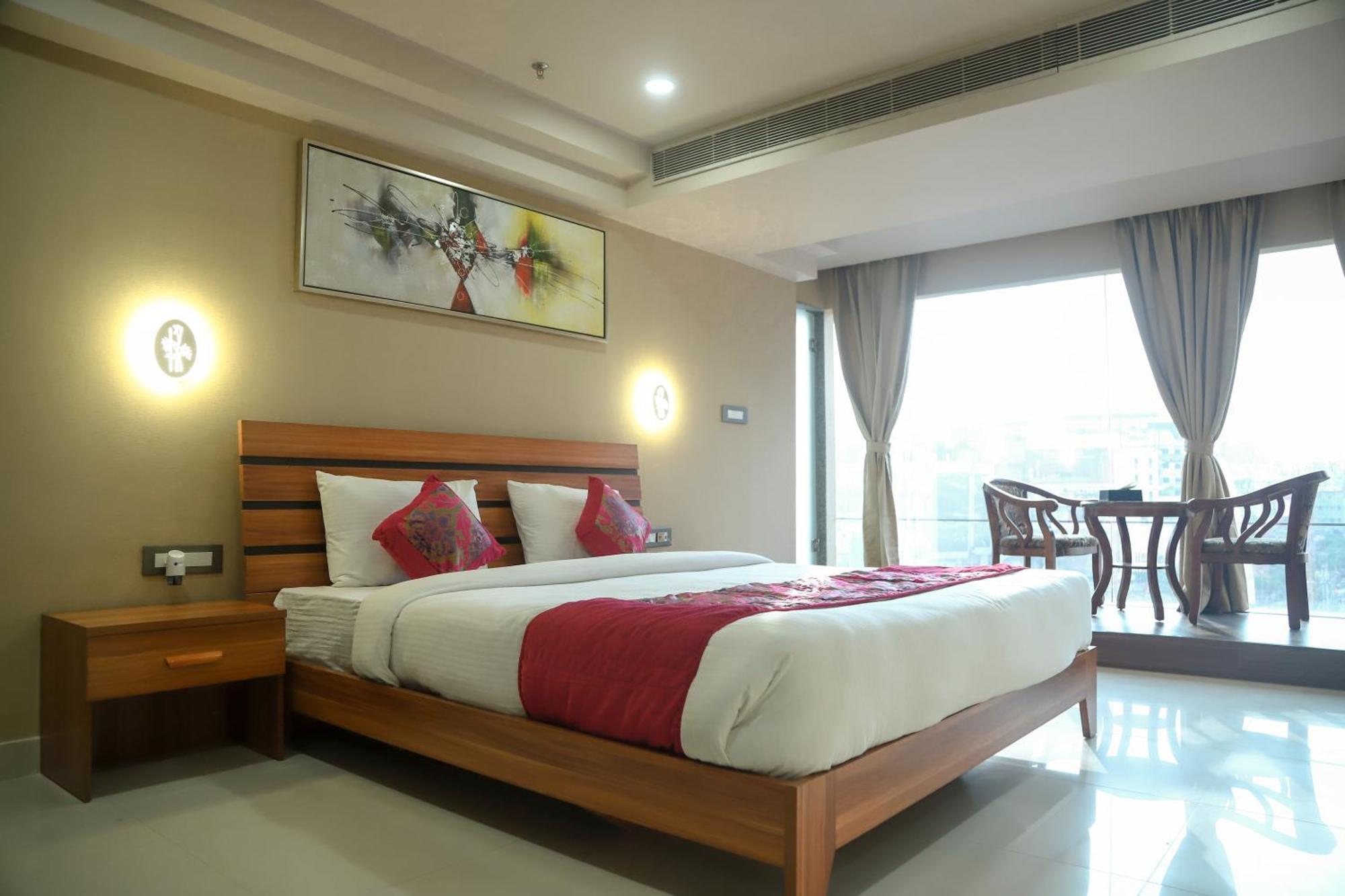 Hotel Apollo Grand Guwahati Exterior foto