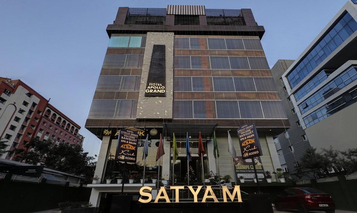 Hotel Apollo Grand Guwahati Exterior foto
